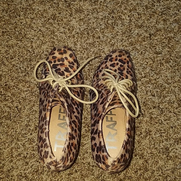 Fuzzy Leopard Platforms - Picture 4 of 4
